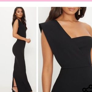 Black One shoulder dress